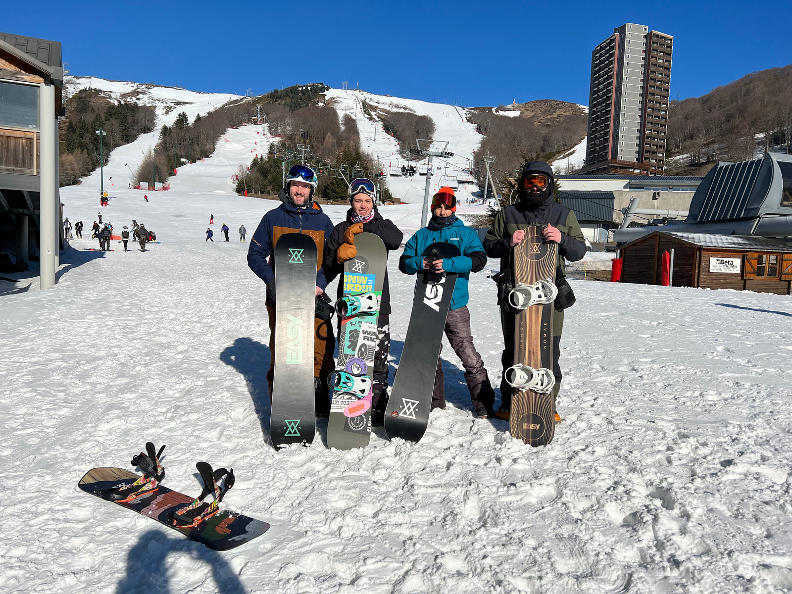 Session tests collection Easy Snowboards 22/23 avec Glisshop